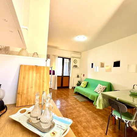 Patio Apartment, Capitana, Sardegna Apartment *