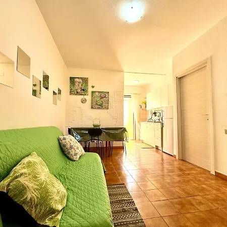 Patio Apartment, Capitana, Sardegna Apartment